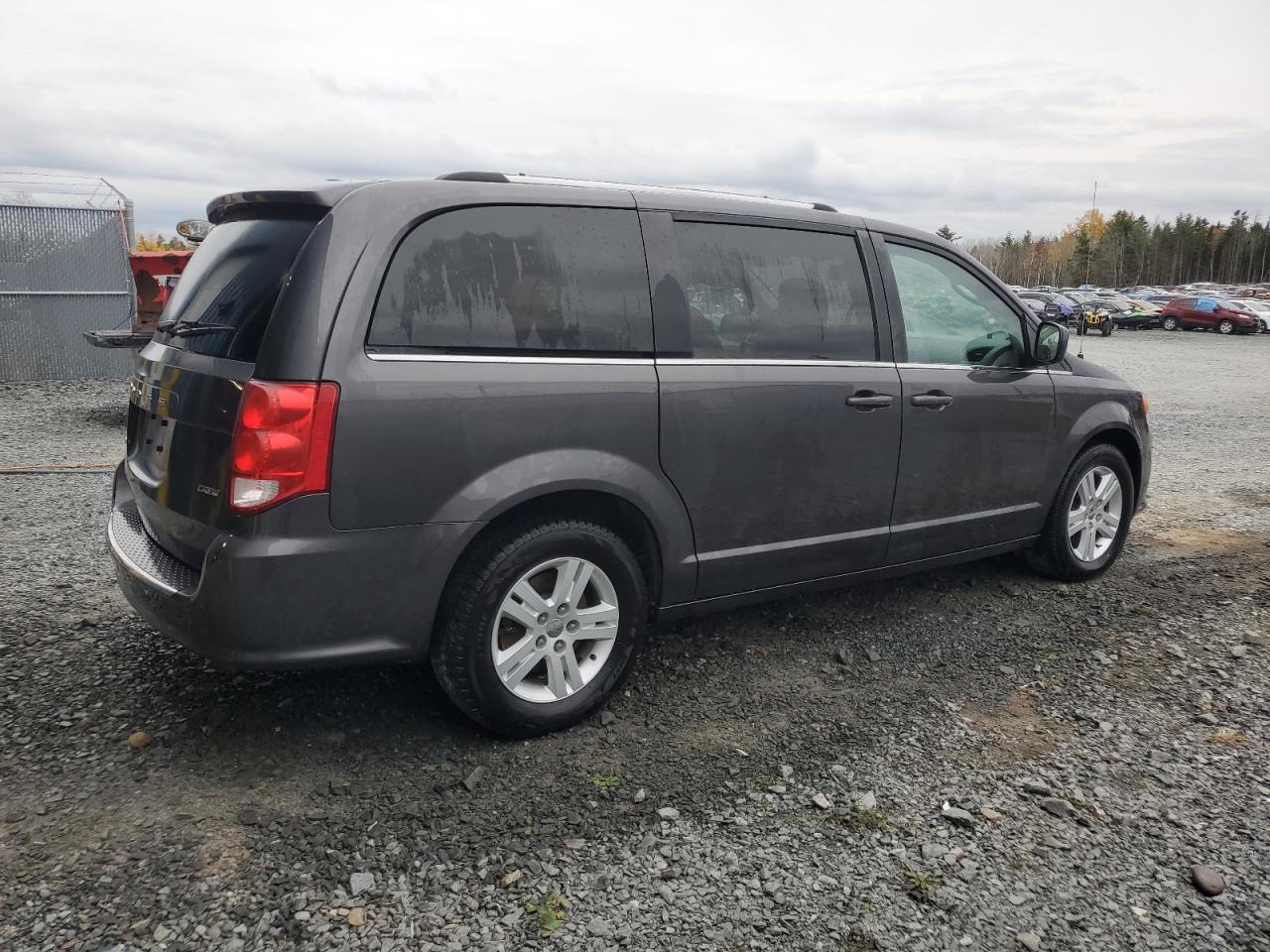 2019 Dodge Caravan VIN 2C4RDGDG8KR675485 Copart auction photo, minor dent/scratches damage thumbnail 3