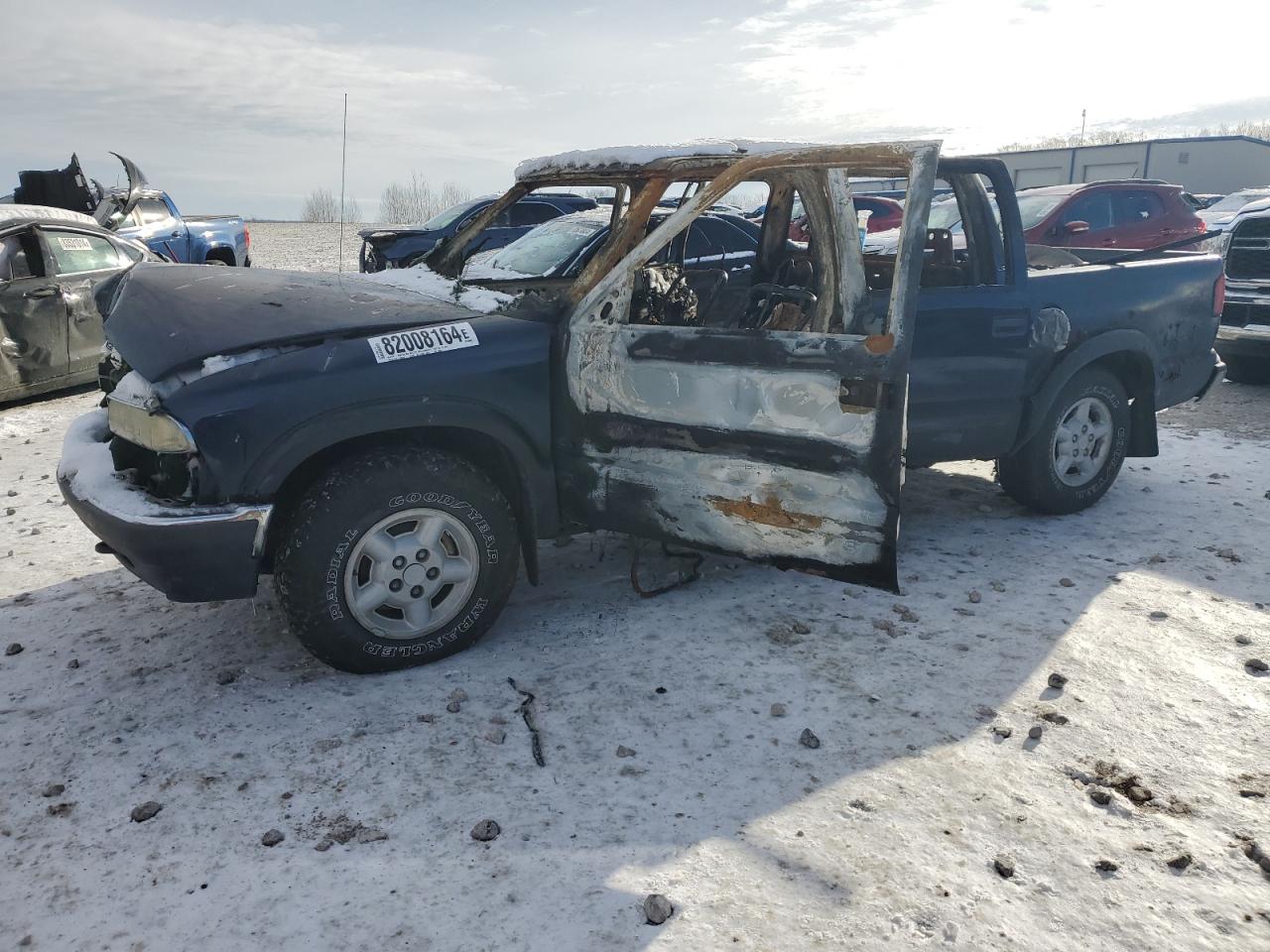 2002 Chevrolet S-10 Pickup VIN 1GCDT13WX2K190895 - Copart auction photo