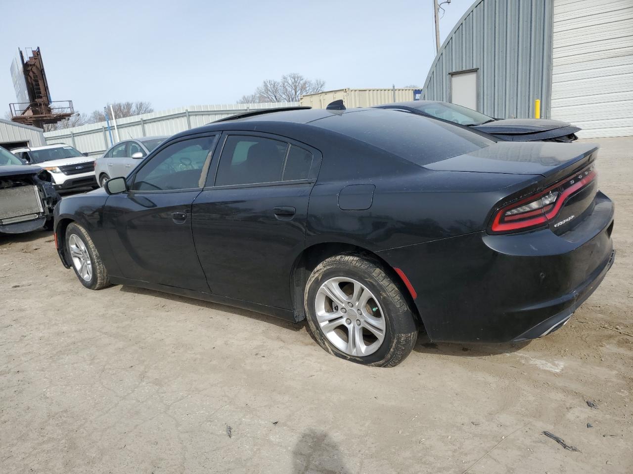 2018 Dodge Charger VIN 2C3CDXHG2JH316318 Copart auction photo, side / rear end damage thumbnail 2