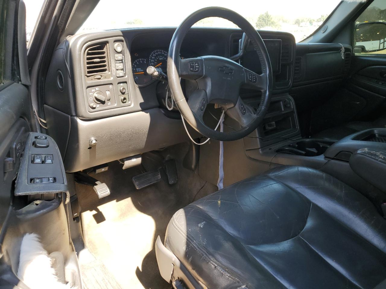 2005 Chevrolet Silverado VIN 1GCEK19B35E152455 Copart auction photo, side / rear end damage thumbnail 8