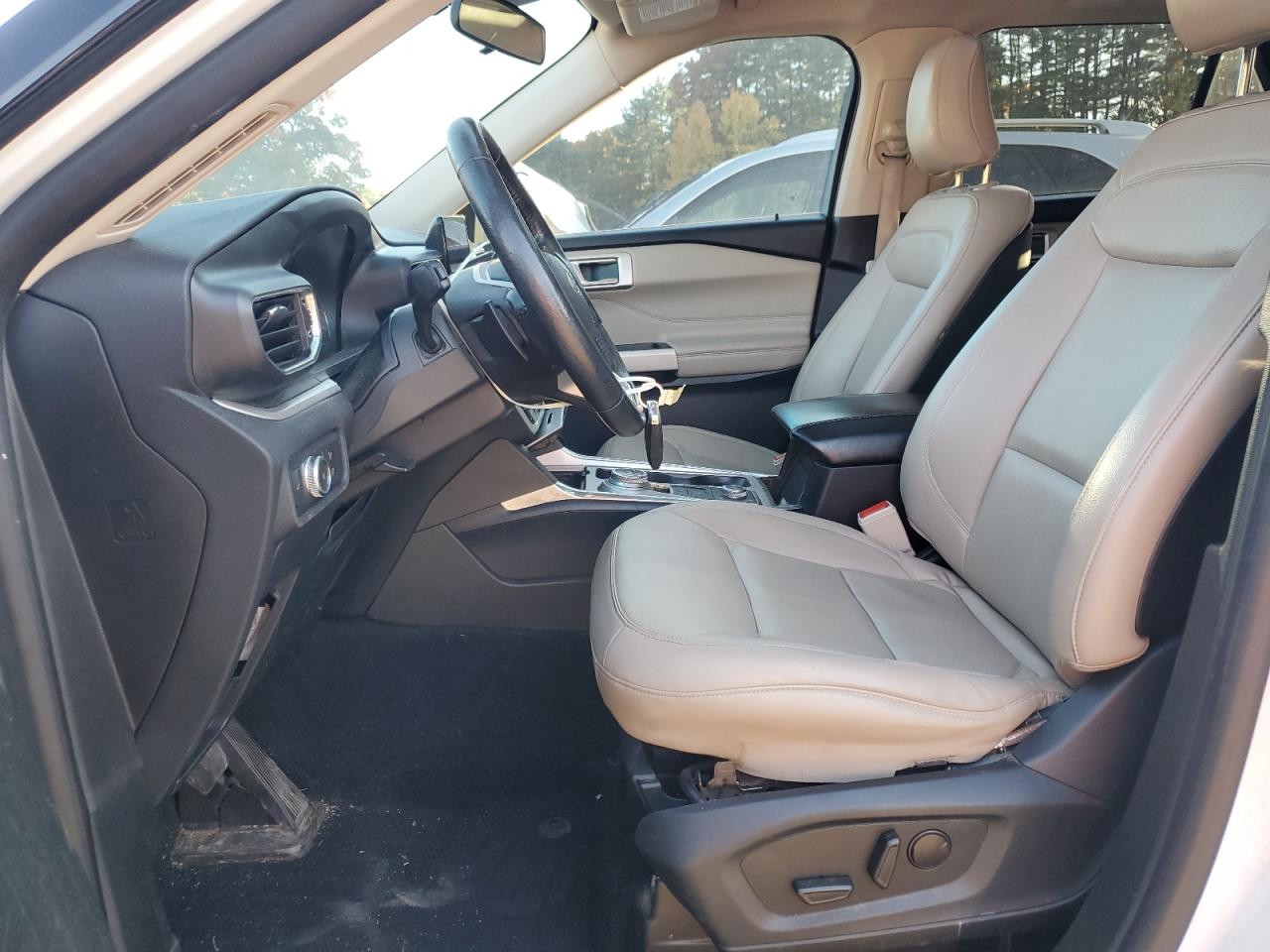 2020 Ford Explorer VIN 1FMSK8DH1LGC55216 Copart auction photo, front end damage thumbnail 7