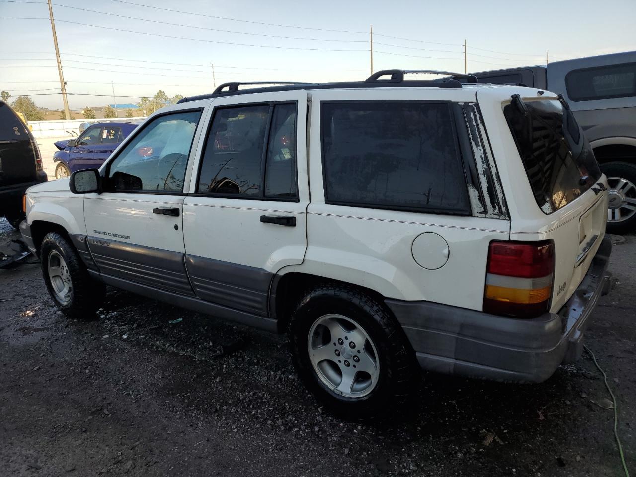 1997 Jeep Grand Cherokee VIN 1J4FX58S2VC612449 Copart auction photo, rear end damage thumbnail 2