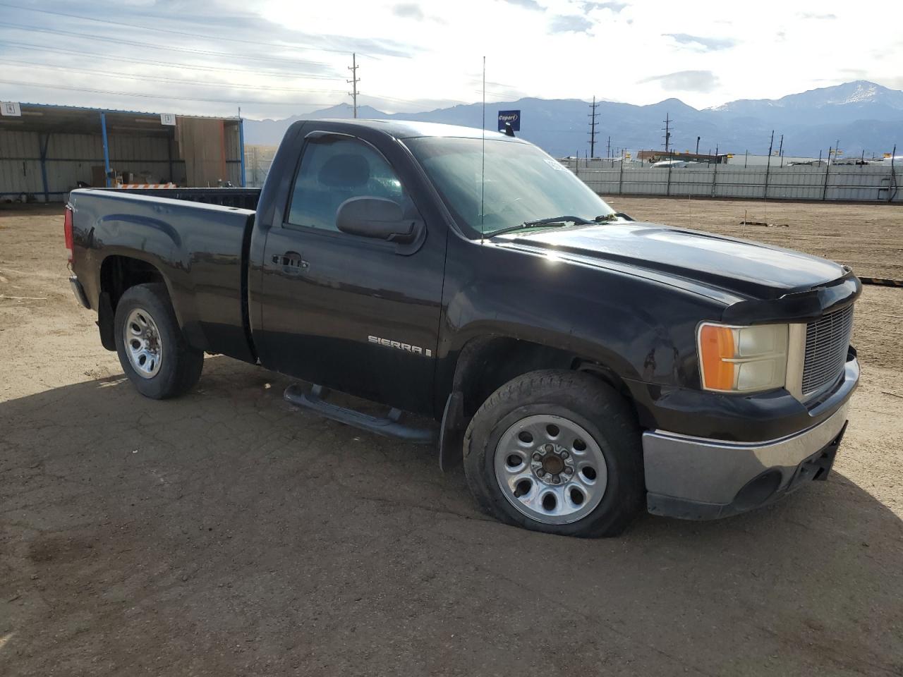 2008 GMC Sierra VIN 1GTEC14X68Z332784 Copart auction photo, side / front end damage thumbnail 4