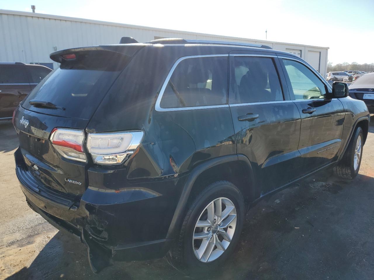 2018 Jeep Grand Cherokee VIN 1C4RJEAG0JC153376 Copart auction photo, rear end damage thumbnail 3