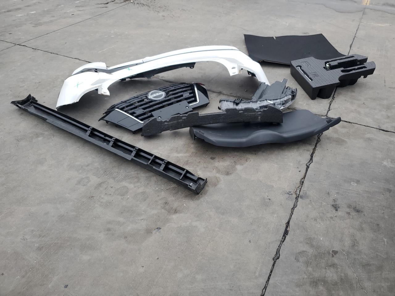 2024 Nissan Kicks VIN 3N1CP5CV8RL498304 Copart auction photo, all over damage thumbnail 13