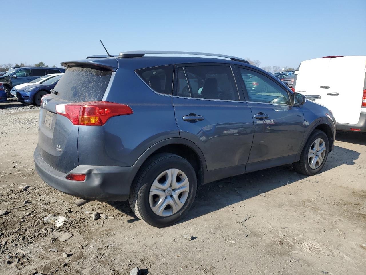 2014 Toyota RAV 4 VIN 2T3BFREV0EW223156 Copart auction photo, side / rear end damage thumbnail 3