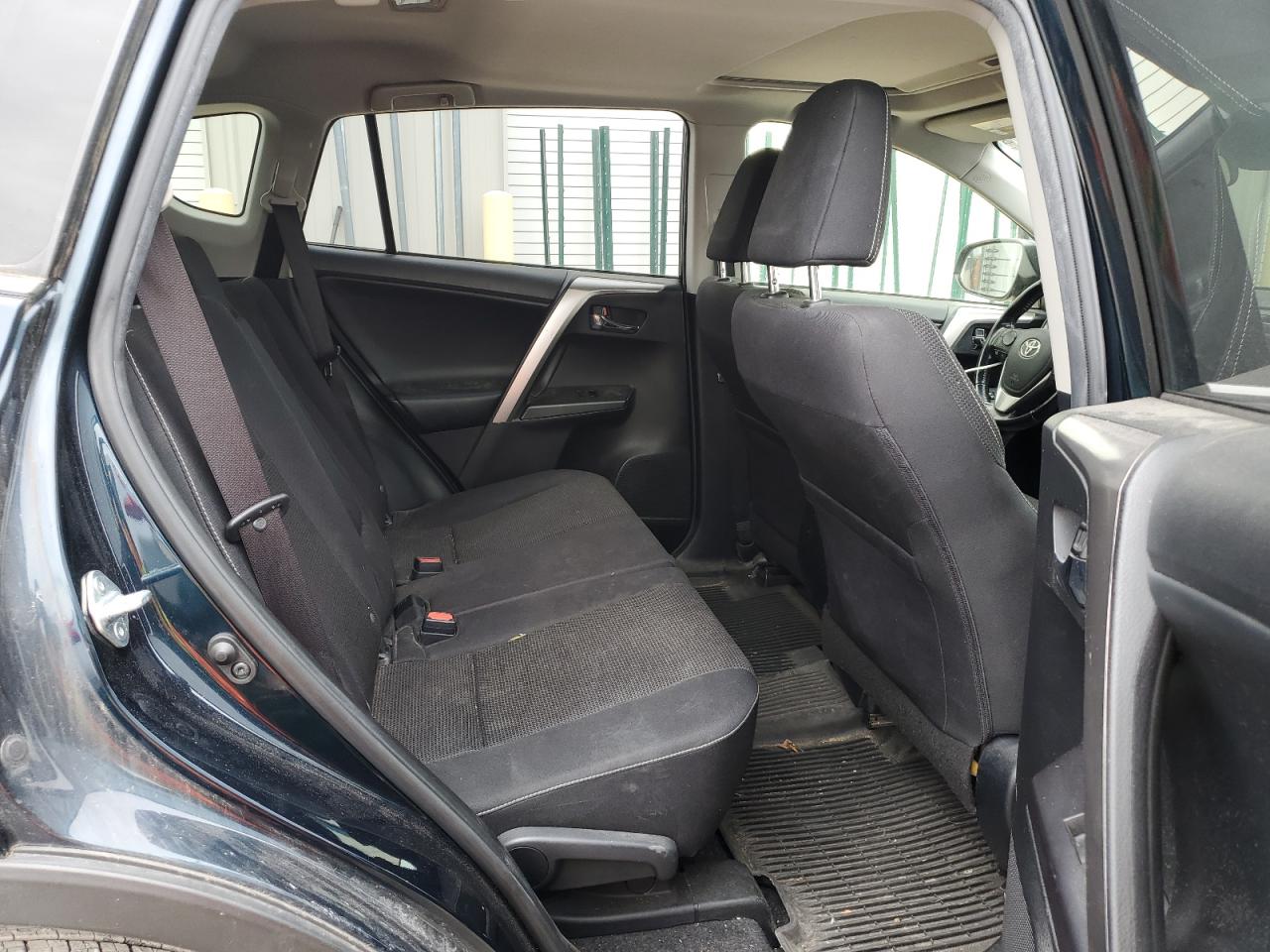 2018 Toyota RAV 4 VIN JTMRFREV8JJ246207 Copart auction photo, front end / minor dent/scratches damage thumbnail 11