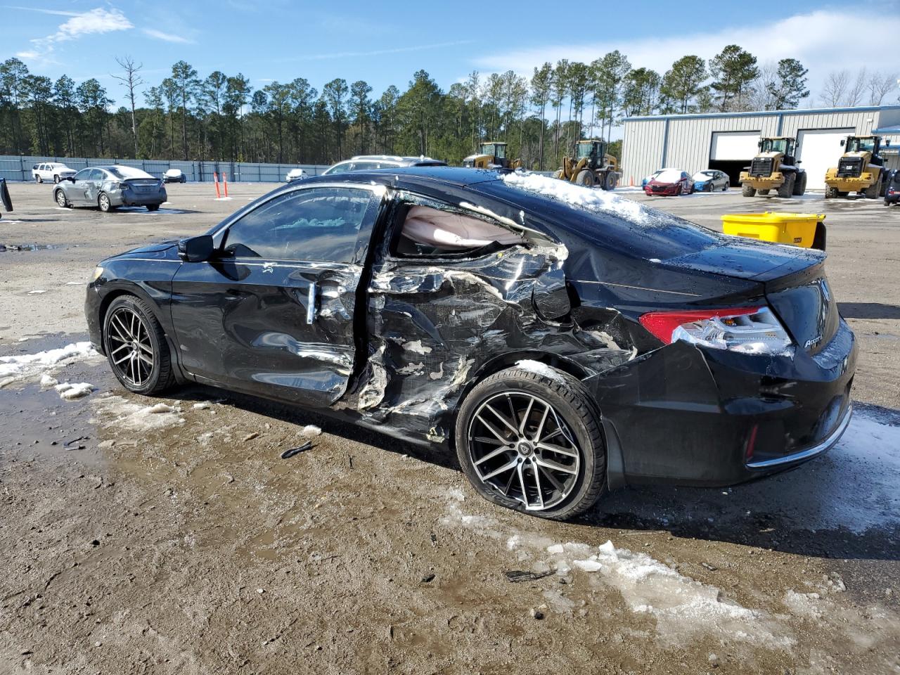 2015 Honda Accord VIN 1HGCT1B88FA001673 Copart auction photo, side / rear end damage thumbnail 2