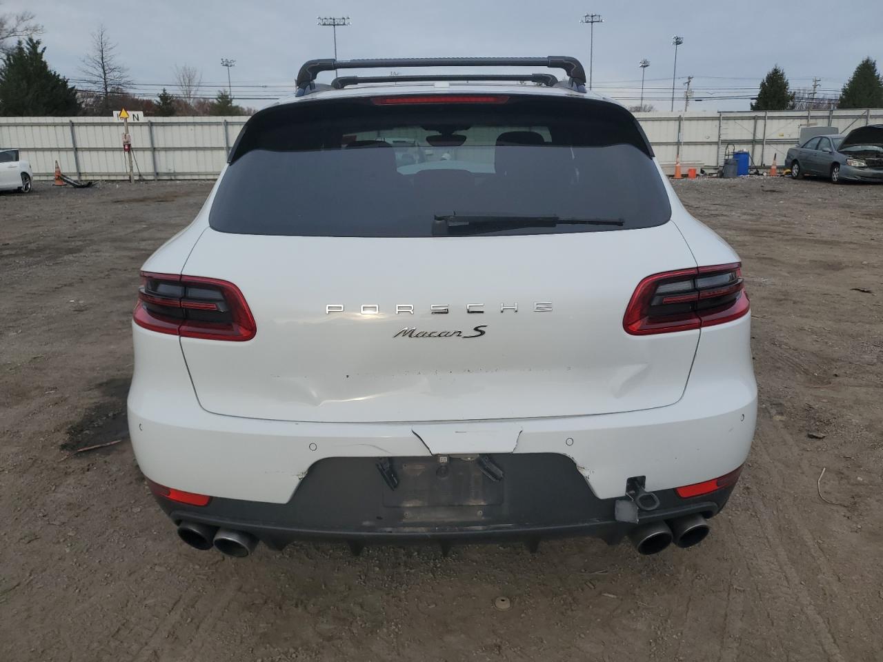 2016 Porsche Macan VIN WP1AB2A58GLB41572 Copart auction photo, front end / side damage thumbnail 6