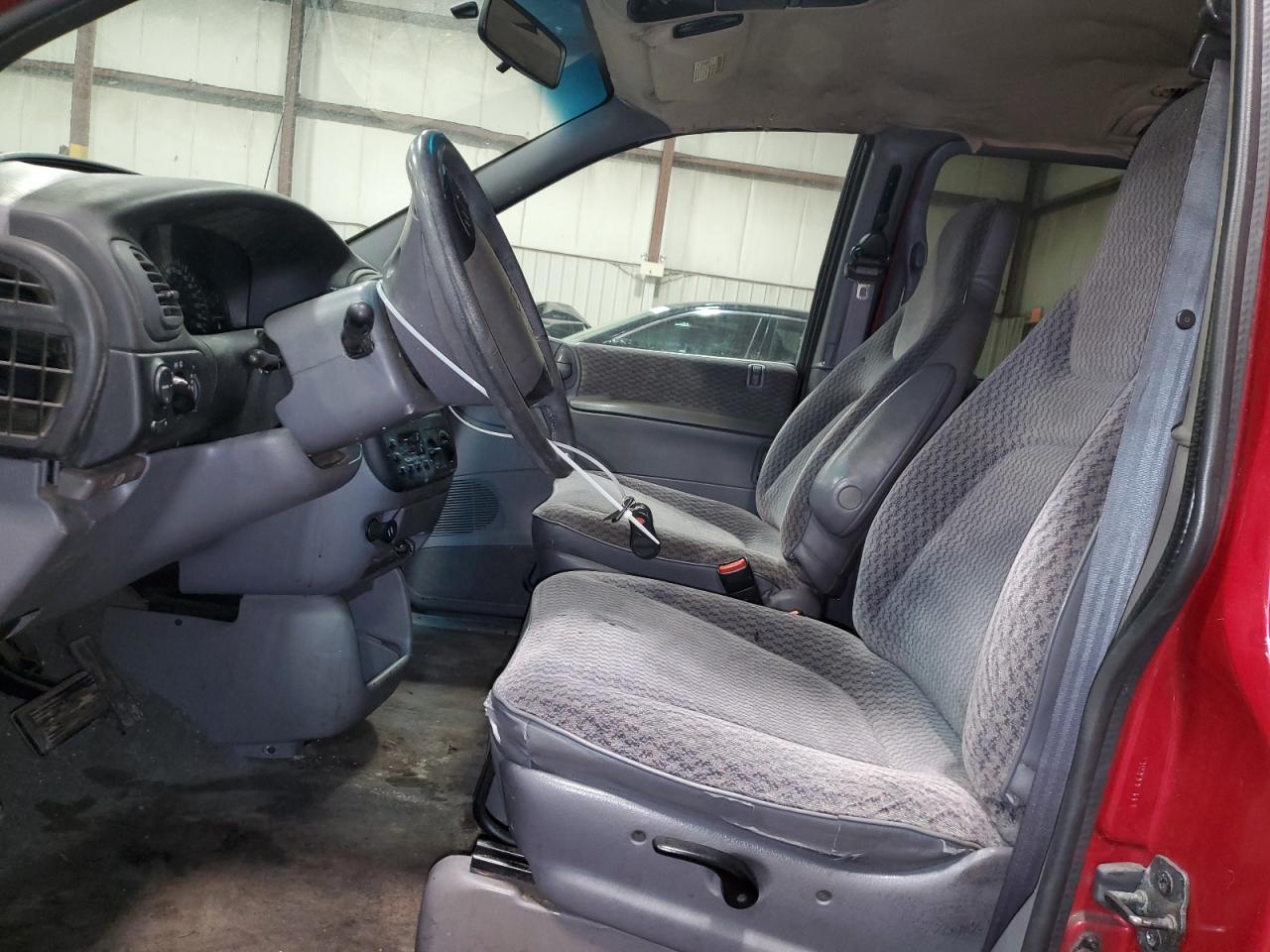 1999 Dodge Caravan VIN 1B4GP44G6XB826758 Copart auction photo, front end damage thumbnail 7