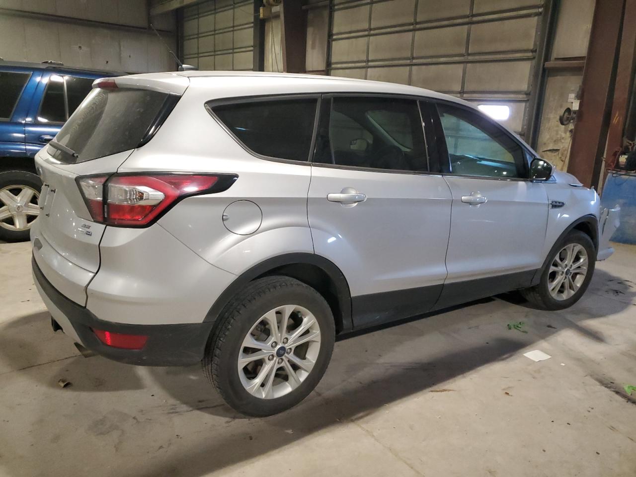 2017 Ford Escape VIN 1FMCU9GD9HUE90887 Copart auction photo, front end / minor dent/scratches damage thumbnail 3