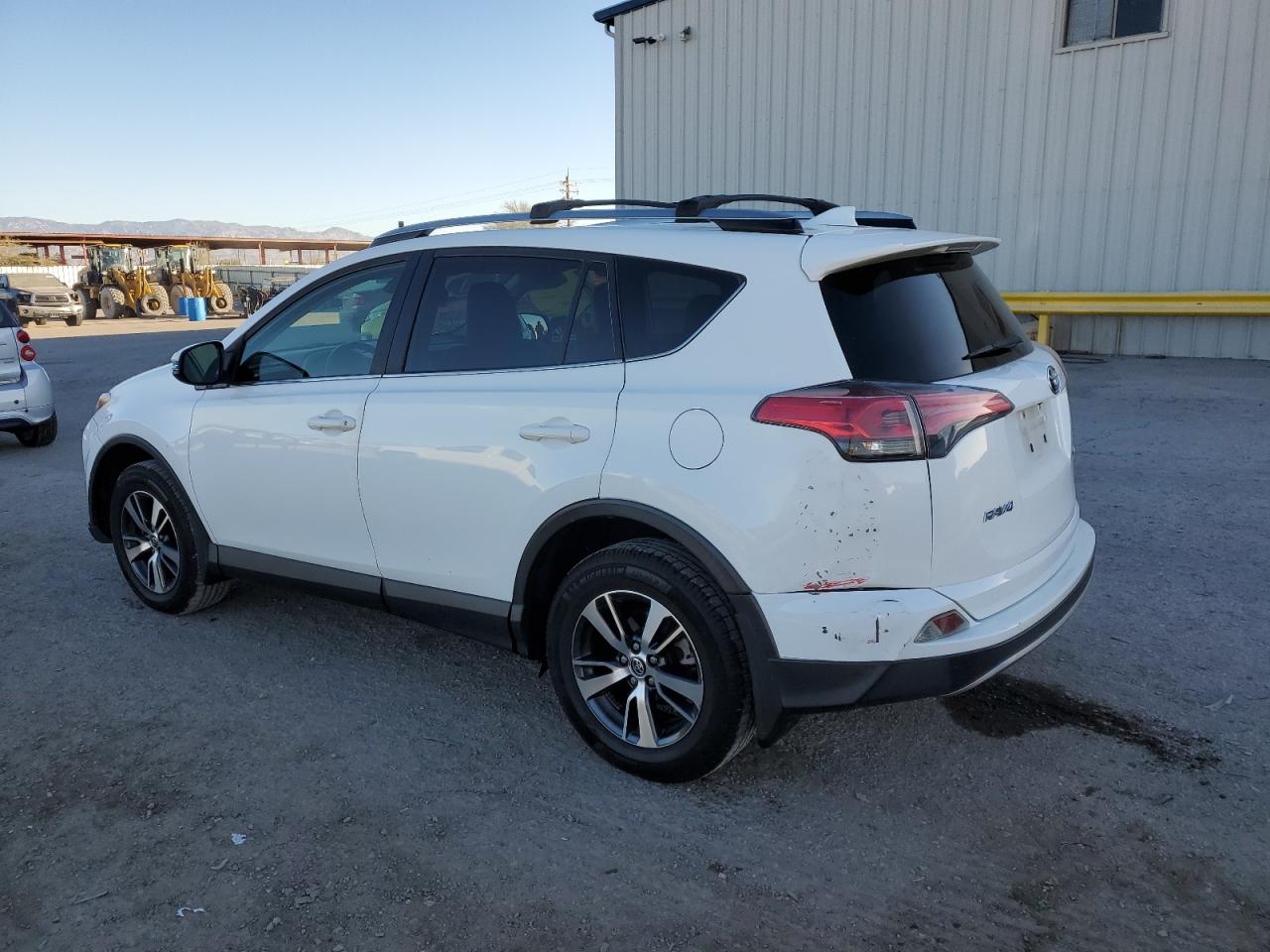 2018 Toyota RAV 4 VIN JTMWFREV0JD118612 Copart auction photo, front end / mechanical damage thumbnail 2
