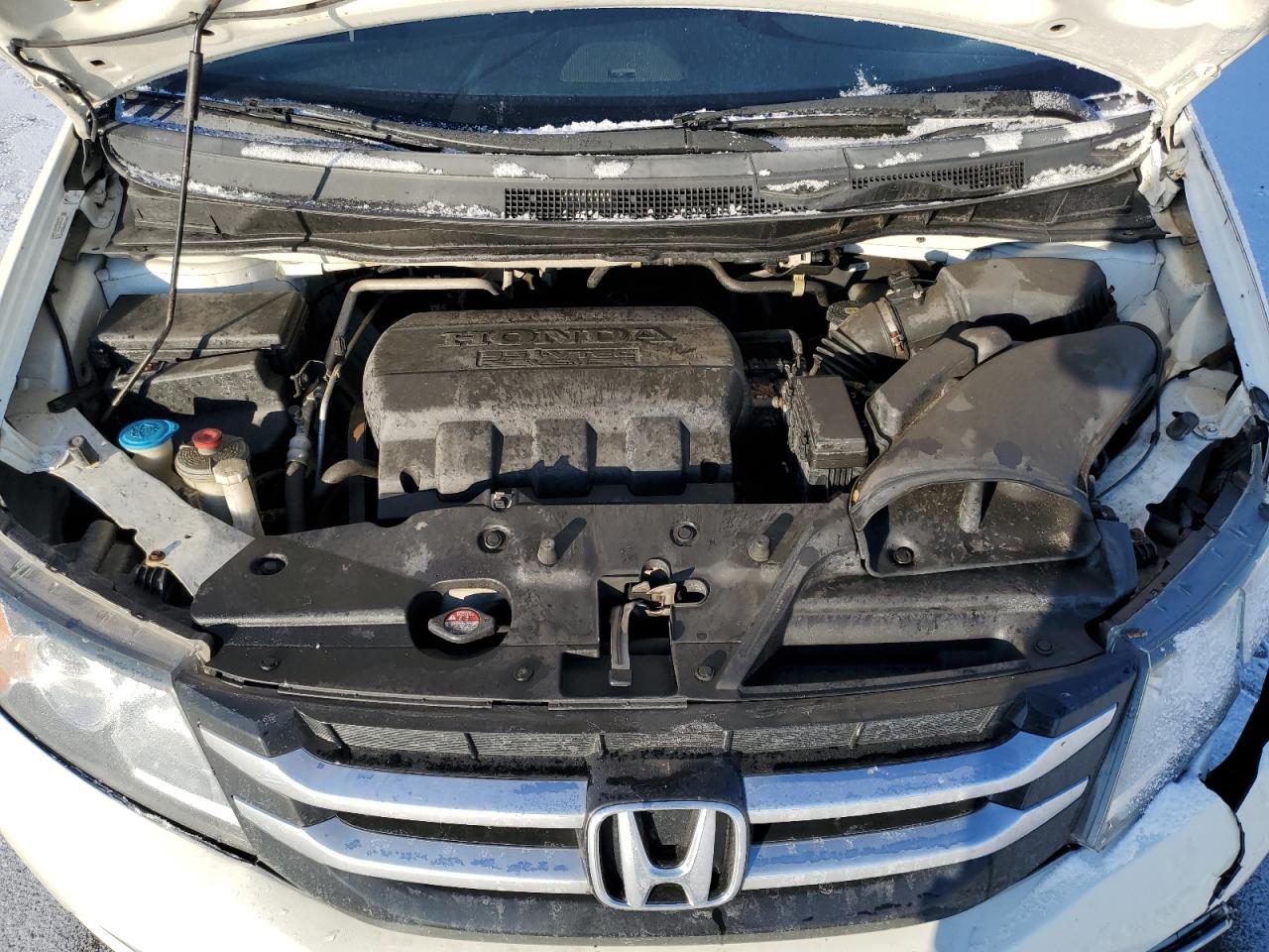 2014 Honda Odyssey VIN 5FNRL5H66EB039639 Copart auction photo, all over damage thumbnail 13
