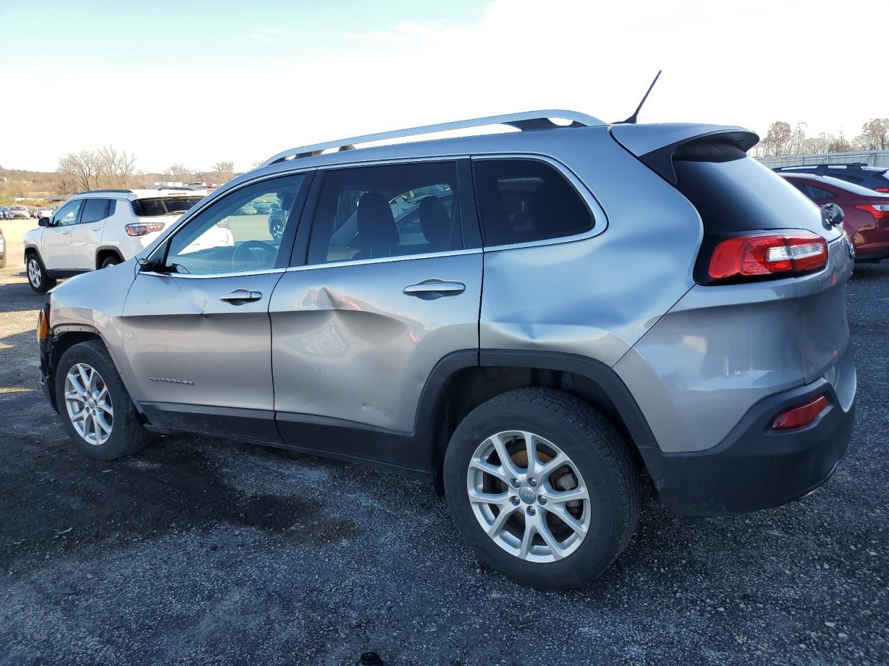 2015 Jeep Grand Cherokee VIN 1C4PJLCB2FW741590 Copart auction photo, all over damage thumbnail 2