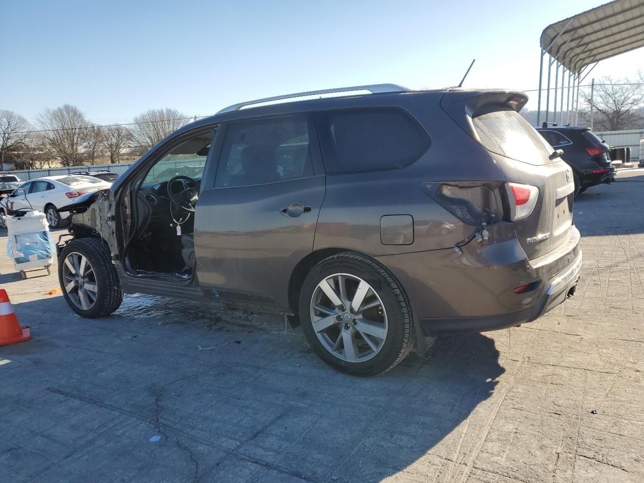 2015 Nissan Pathfinder VIN 5N1AR2MN2FC659180 Copart auction photo, side / front end damage thumbnail 2