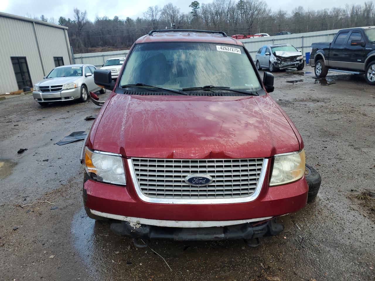 2004 Ford Expedition VIN 1FMPU18LX4LB43870 Copart auction photo, front end damage thumbnail 5