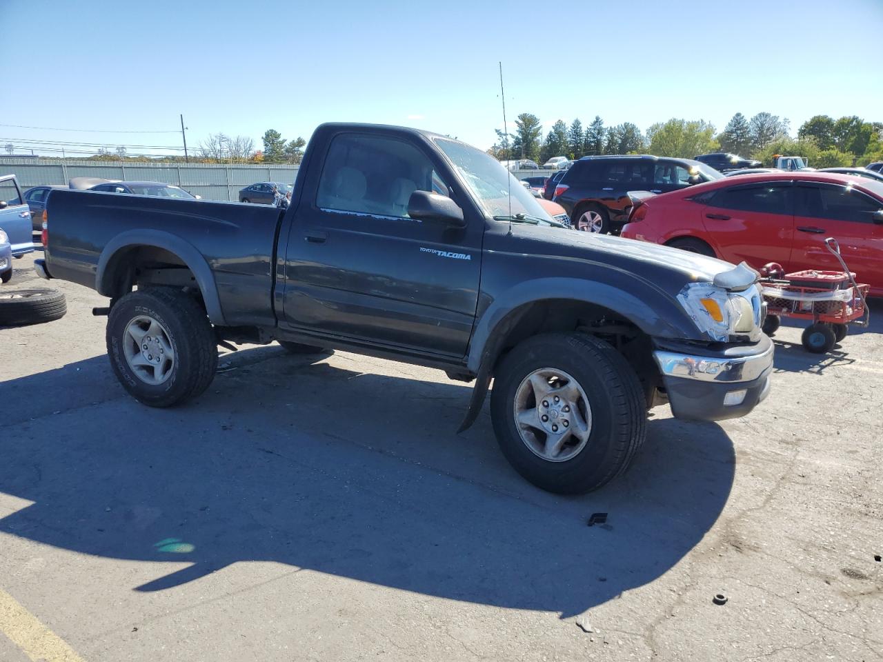 2001 Toyota Tacoma VIN 5TEPM62N41Z836460 Copart auction photo, front end / side damage thumbnail 4