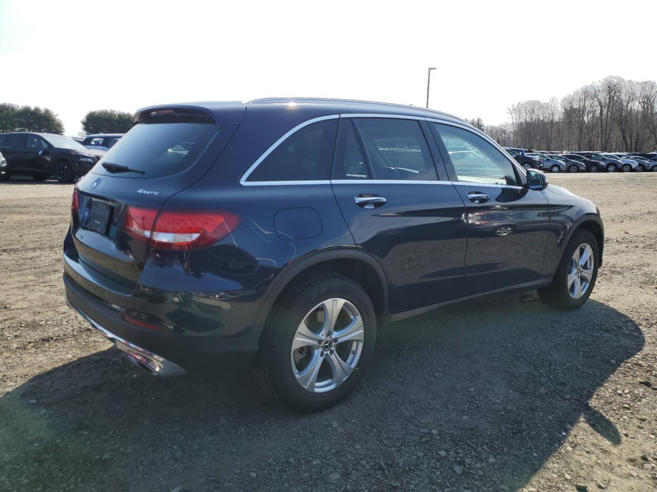 2018 Mercedes-Benz GLC VIN WDC0G4KB3JV017648 Copart auction photo, stripped / minor dent/scratches damage thumbnail 3