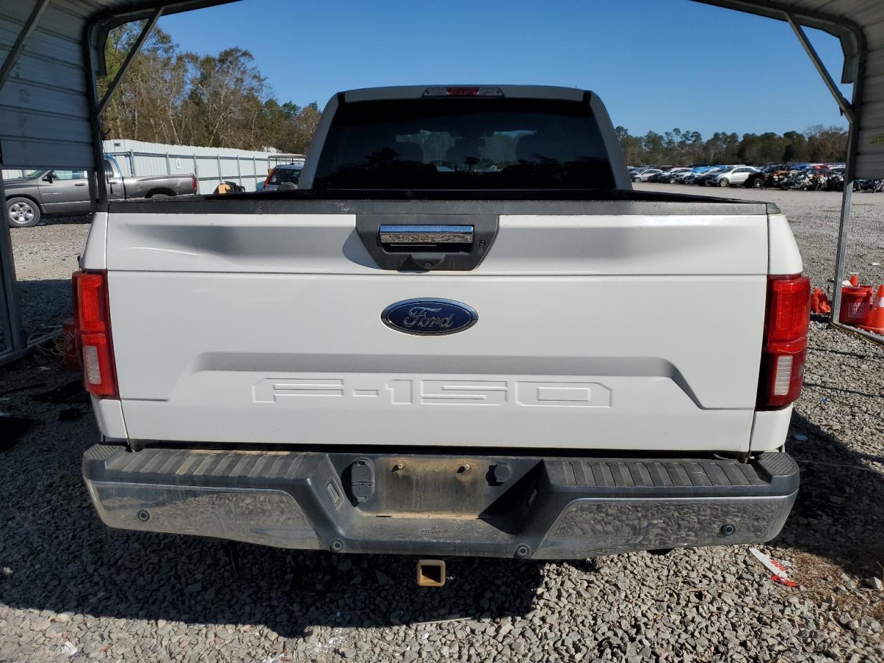 2018 Ford F-150 VIN 1FTFW1E57JKC99236 Copart auction photo, front end / minor dent/scratches damage thumbnail 6