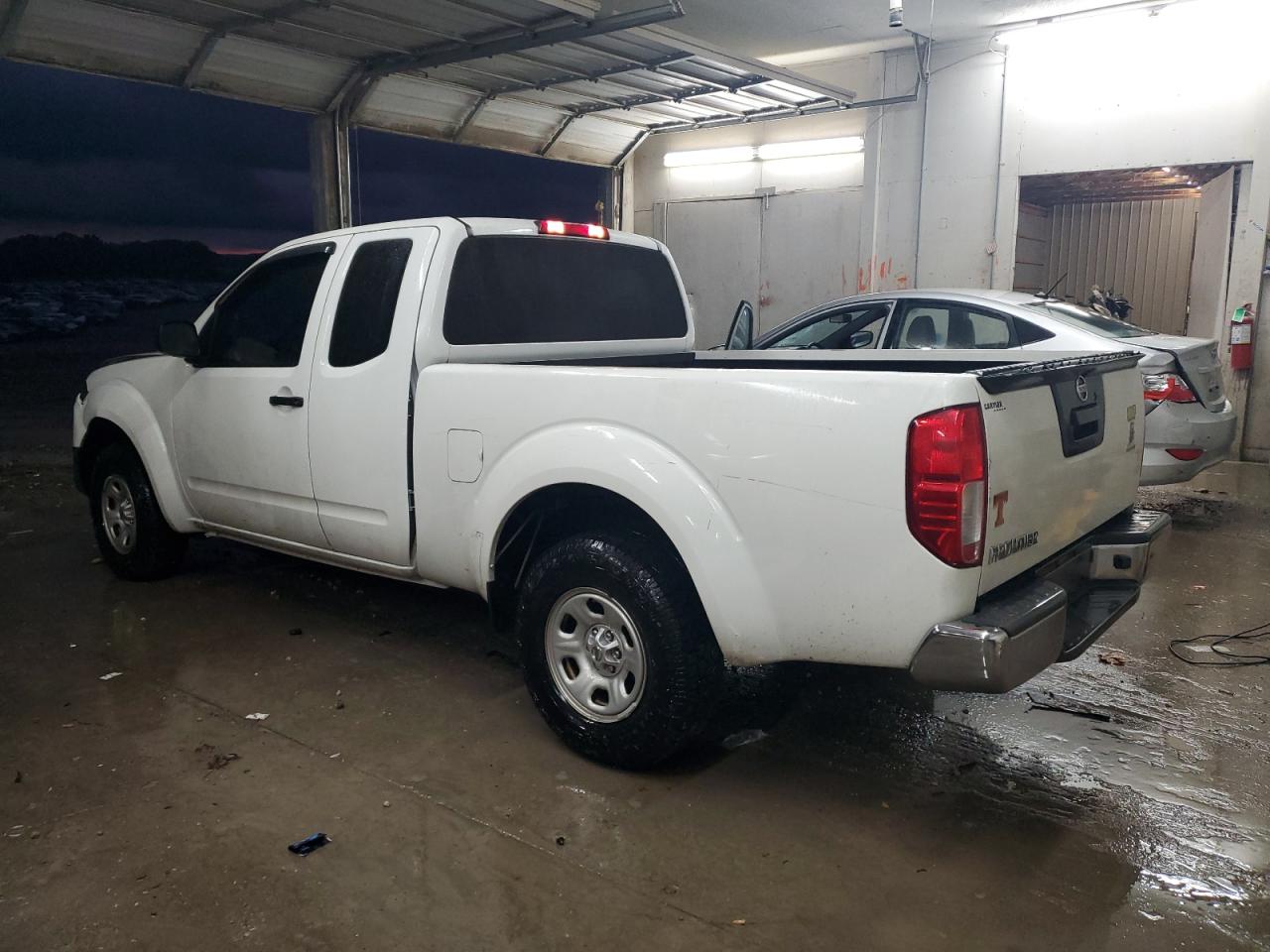 2016 Nissan Navara (Frontier) VIN 1N6BD0CT4GN739322 Copart auction photo, front end damage thumbnail 2