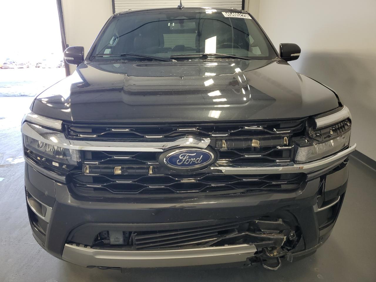 2023 Ford Expedition VIN 1FMJK2A8XPEA48256 Copart auction photo, front end damage thumbnail 5