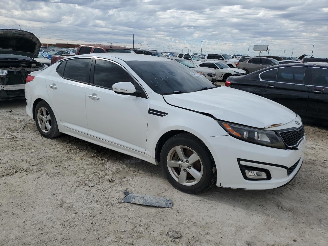 2015 KIA Optima VIN 5XXGM4A74FG504371 Copart auction photo, all over / minor dent/scratches damage thumbnail 4