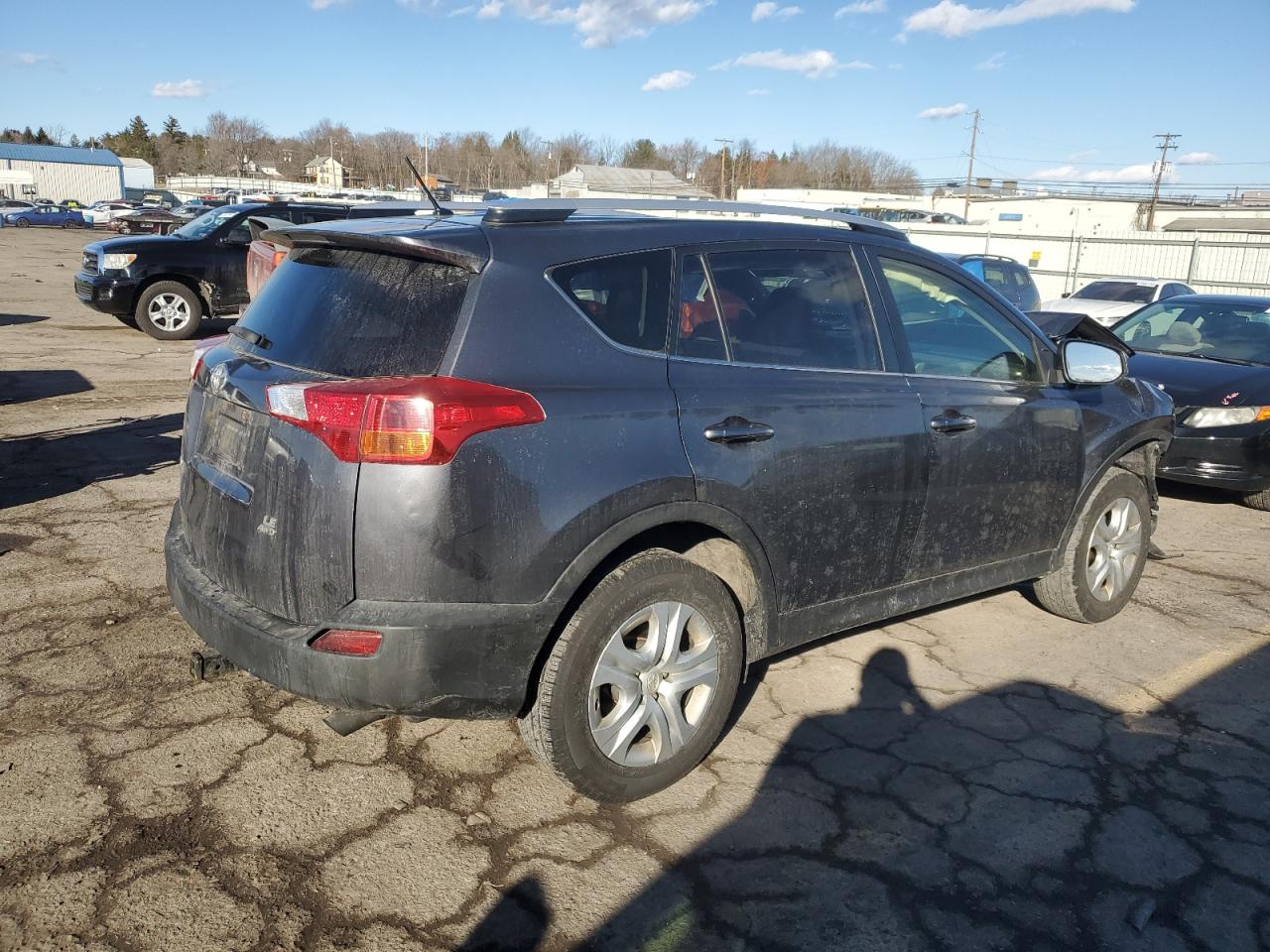 2015 Toyota RAV 4 VIN JTMBFREV0FD171476 Copart auction photo, front end damage thumbnail 3