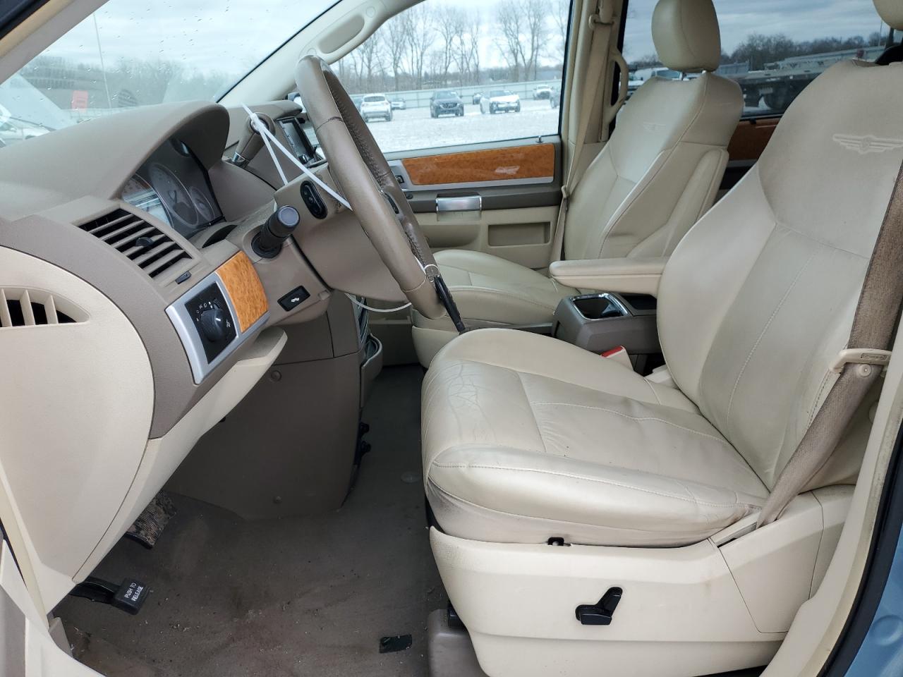 2009 Chrysler Town & Country VIN 2A8HR64X29R530680 Copart auction photo, rear end damage thumbnail 7