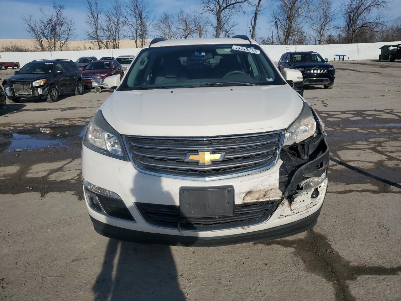 2015 Chevrolet Traverse VIN 1GNKVGKD2FJ317839 Copart auction photo, front end damage thumbnail 5