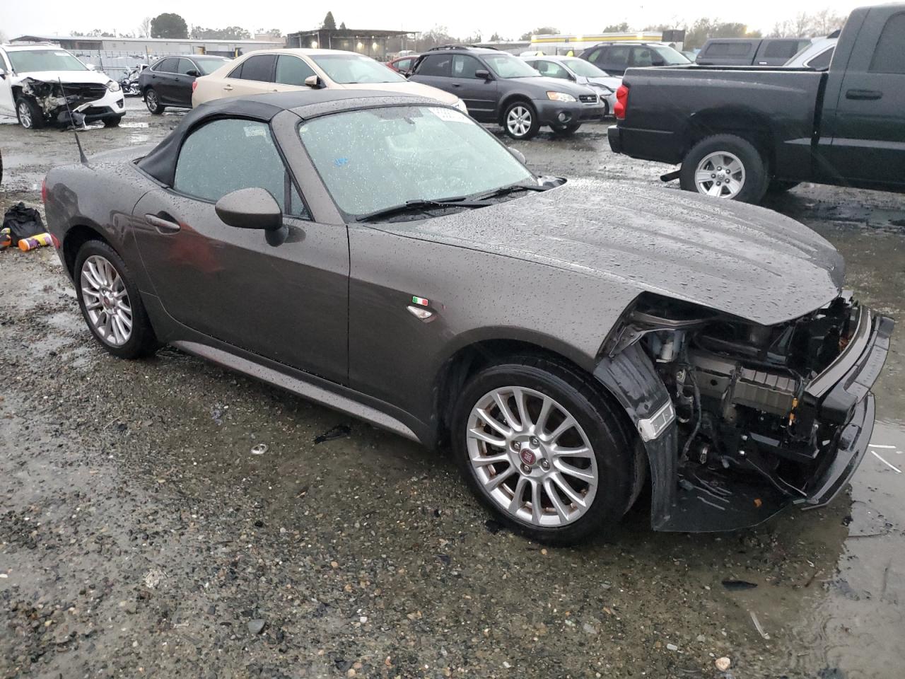 2017 Fiat 124 Spider VIN JC1NFAEK6H0119720 Copart auction photo, front end damage thumbnail 4