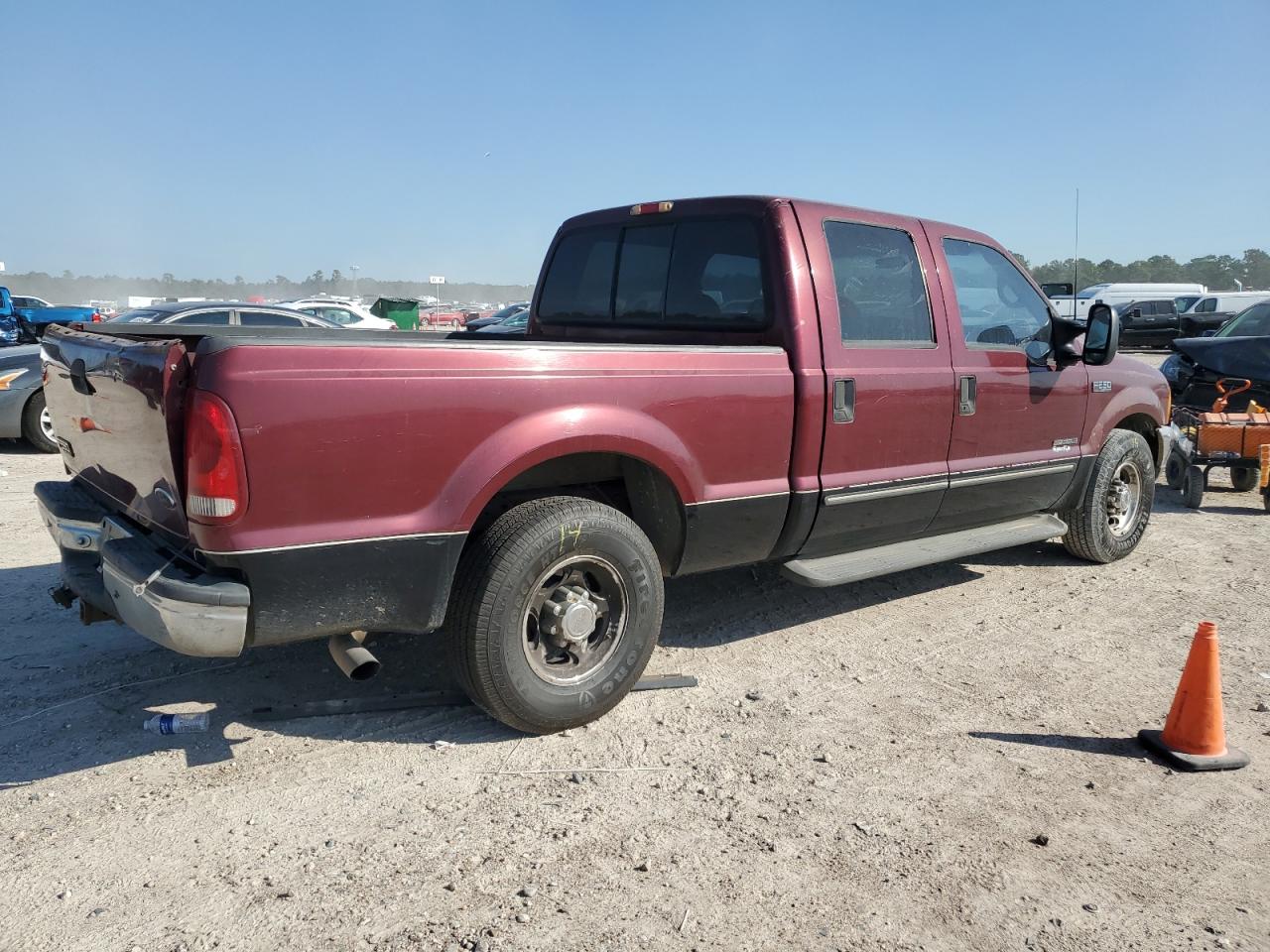 2000 Ford F250 VIN 1FTNW20F6YEA12821 Copart auction photo, side / rear end damage thumbnail 3
