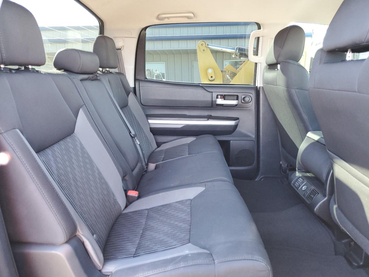 2016 Toyota Tundra VIN 5TFDW5F18GX490735 Copart auction photo, rear end damage thumbnail 10