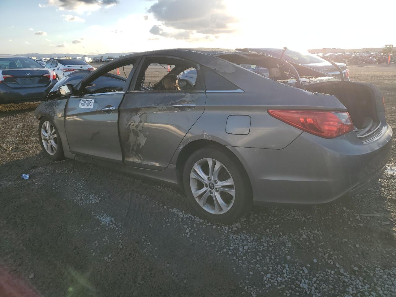 2011 Hyundai Sonata VIN 5NPEC4AC5BH261448 Copart auction photo, burn damage thumbnail 2