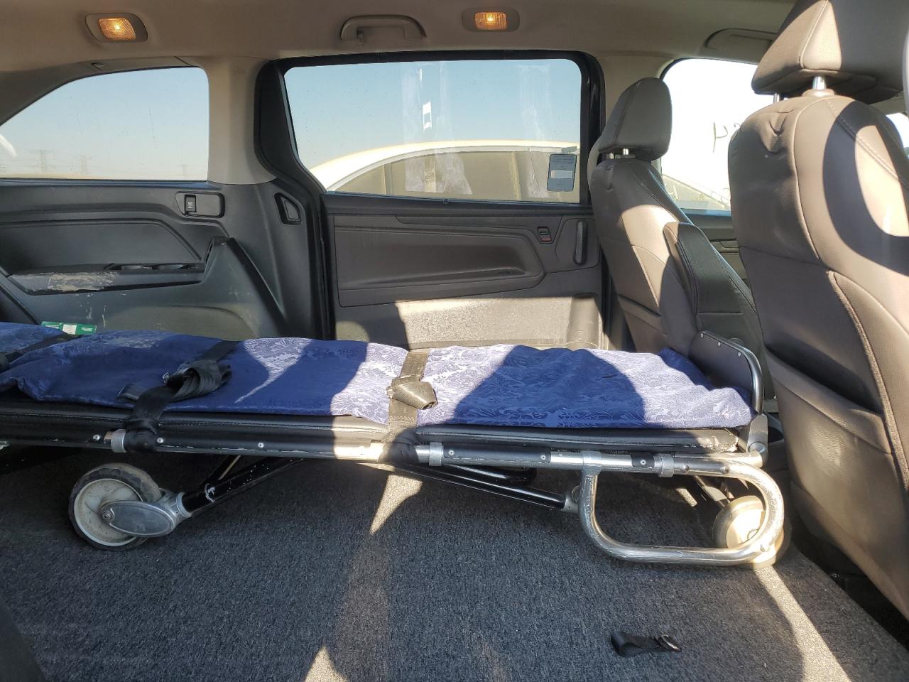 2020 Honda Odyssey VIN 5FNRL6H71LB018628 Copart auction photo, front end damage thumbnail 10
