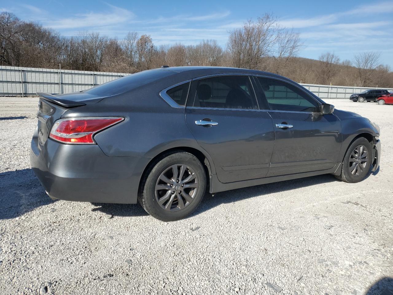 2015 Nissan Altima VIN 1N4AL3AP5FN922080 Copart auction photo, hail / front end damage thumbnail 3