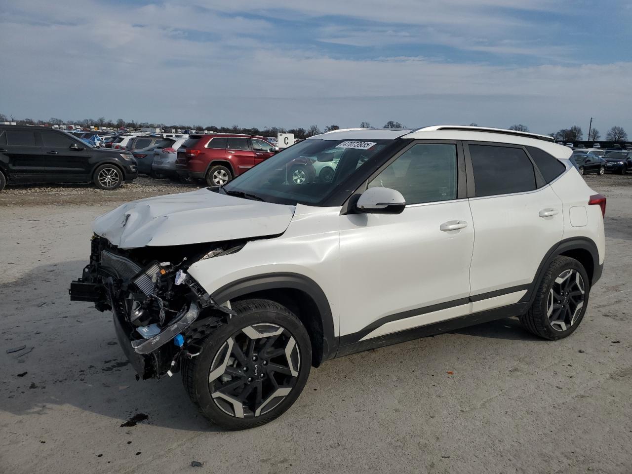 2024 KIA Seltos VIN KNDETCA73R7507618