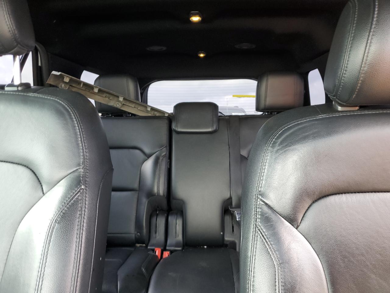 2016 Ford Explorer VIN 1FM5K7D8XGGB33189 Copart auction photo, side / minor dent/scratches damage thumbnail 10