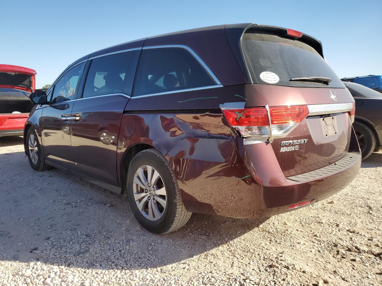 2015 Honda Odyssey VIN 5FNRL5H65FB011283 Copart auction photo, all over damage thumbnail 2