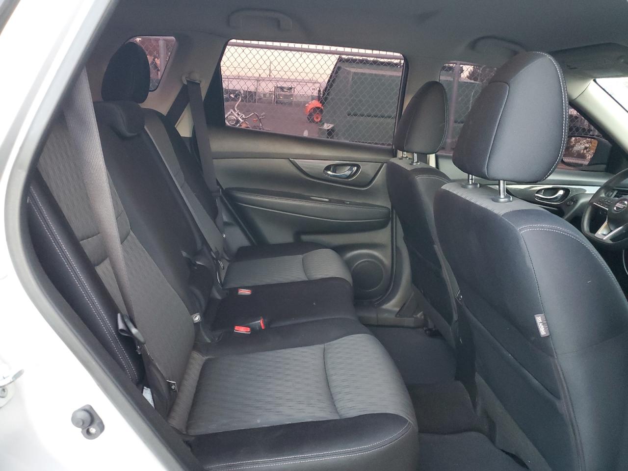 2017 Nissan Rogue VIN JN8AT2MV3HW001489 Copart auction photo, side damage thumbnail 6