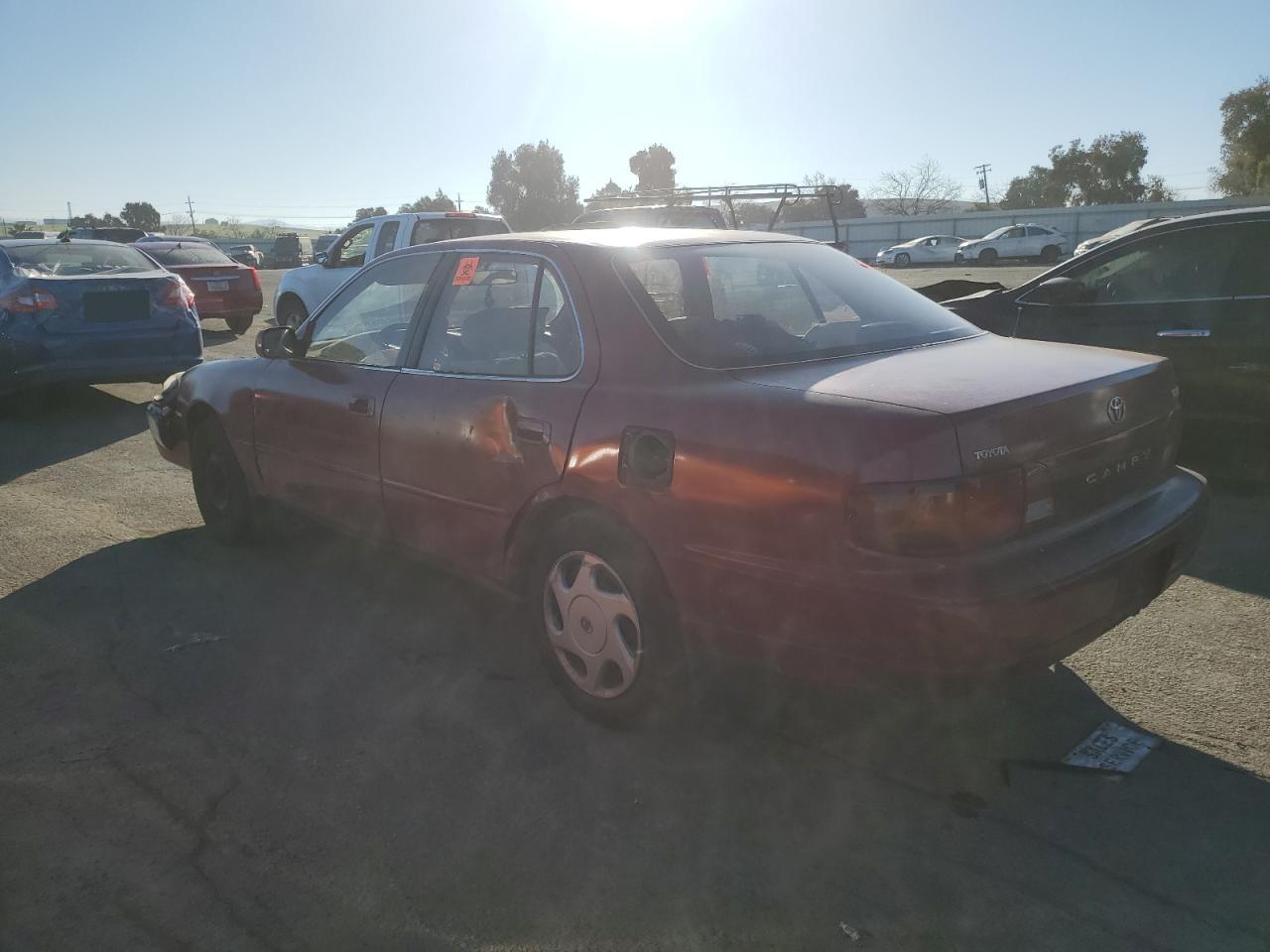 1995 Toyota Camry VIN JT2GK12E5S0096419 Copart auction photo, all over damage thumbnail 2
