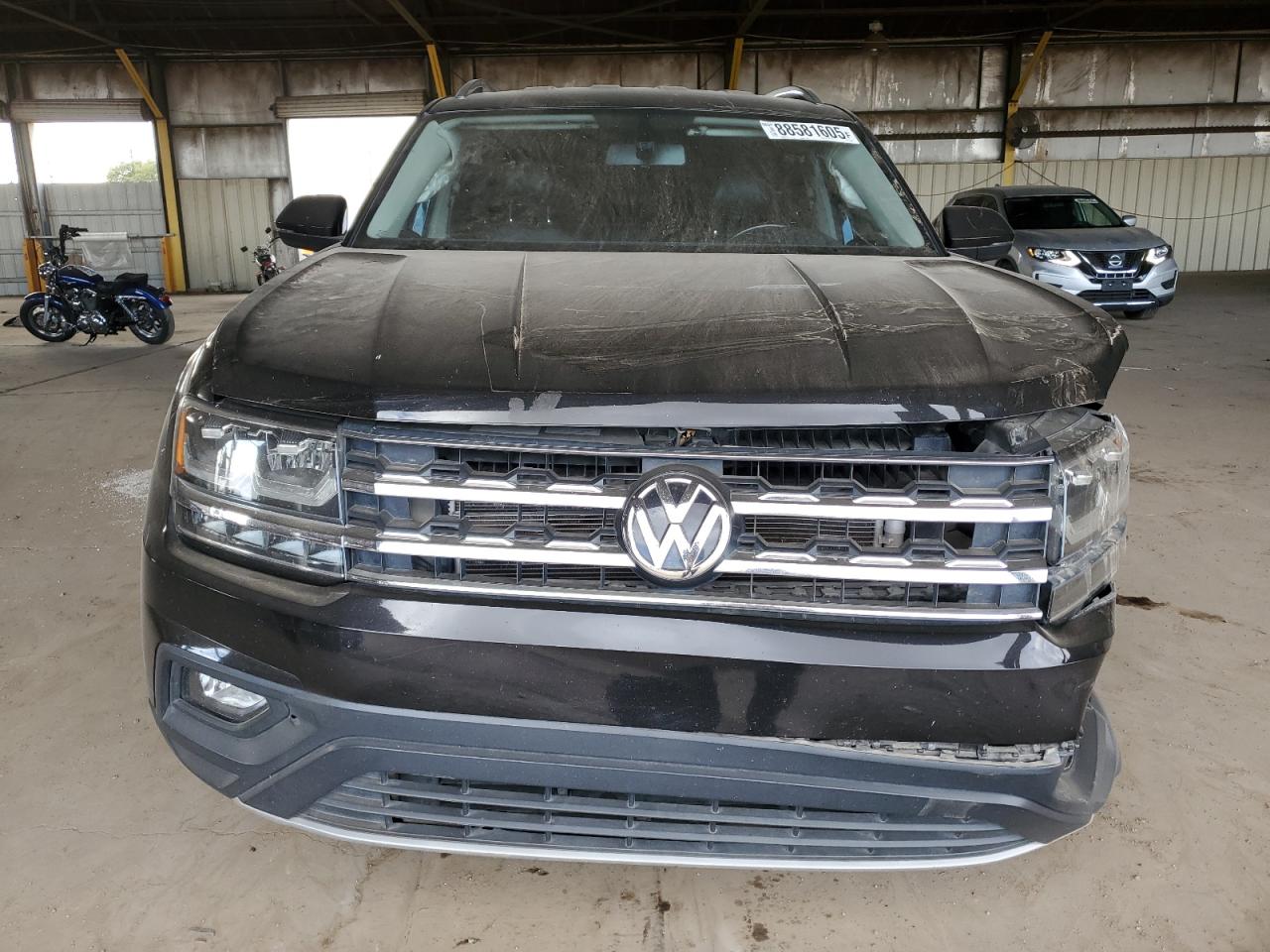 2018 Volkswagen Atlas VIN 1V2CR2CA0JC517526 Copart auction photo, front end / side damage thumbnail 5