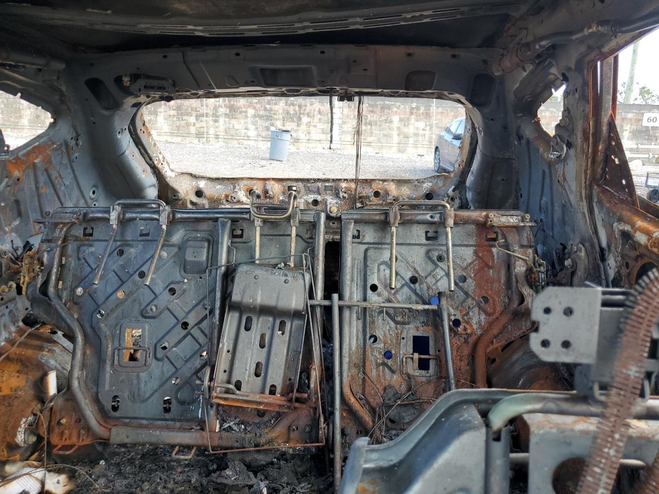 2013 Hyundai Tucson VIN KM8JU3AC6DU650061 Copart auction photo, burn damage thumbnail 10