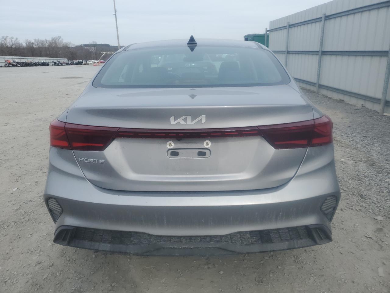 2024 KIA Forte VIN 3KPF24AD9RE727932 Copart auction photo, front end / minor dent/scratches damage thumbnail 6