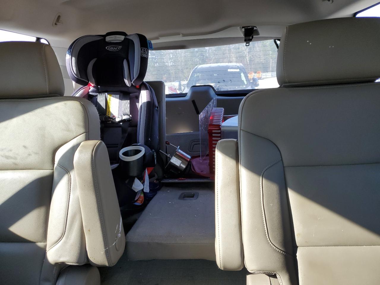 2018 Chevrolet Tahoe VIN 1GNSCBKC9JR135212 Copart auction photo, rear end damage thumbnail 10