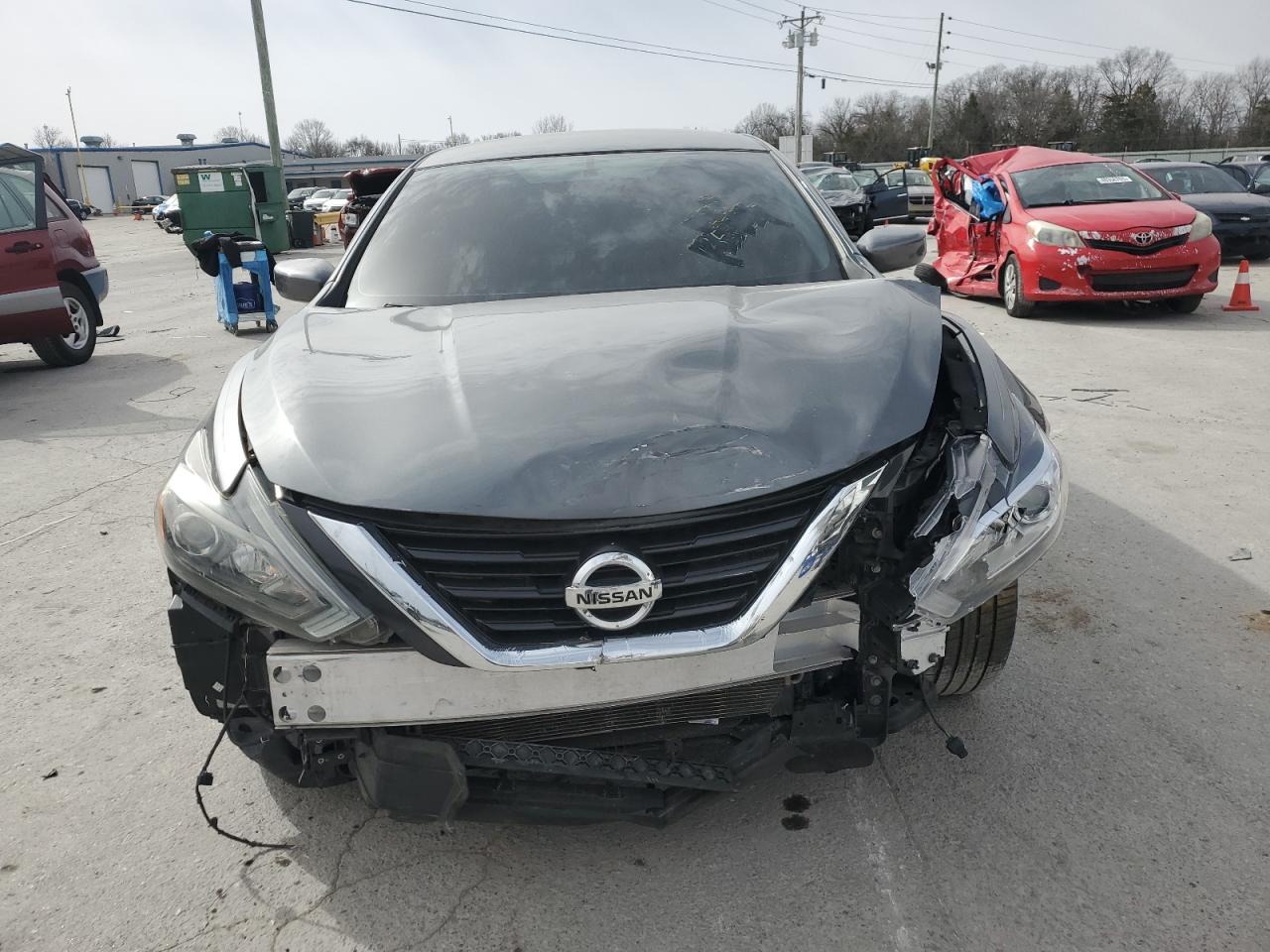 2018 Nissan Altima VIN 1N4AL3AP8JC135936 Copart auction photo, front end damage thumbnail 5