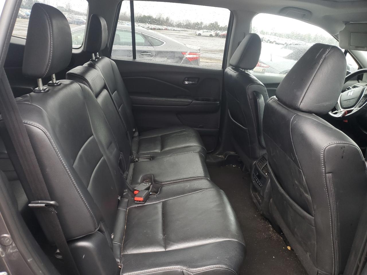 2018 Honda Pilot VIN 5FNYF6H60JB018496 Copart auction photo, front end / side damage thumbnail 11