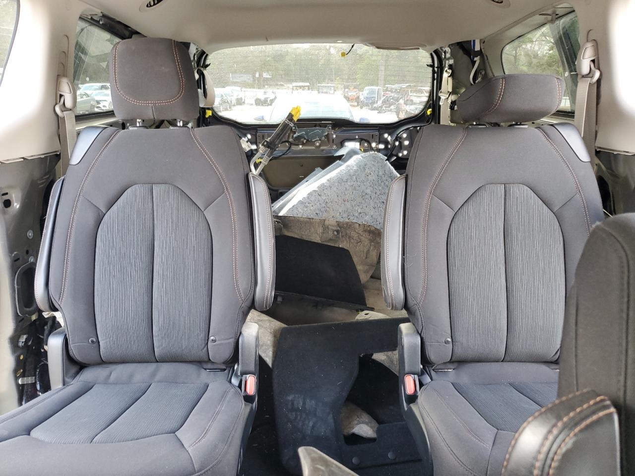 2019 Chrysler Pacifica VIN 2C4RC1FG6KR523945 Copart auction photo, rear end damage thumbnail 10