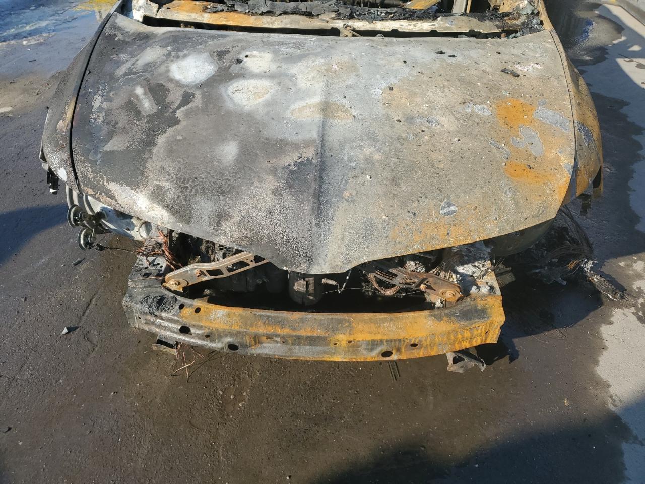 2013 Lincoln MKX VIN 2LMDJ8JK5DBL43694 Copart auction photo, burn damage thumbnail 11