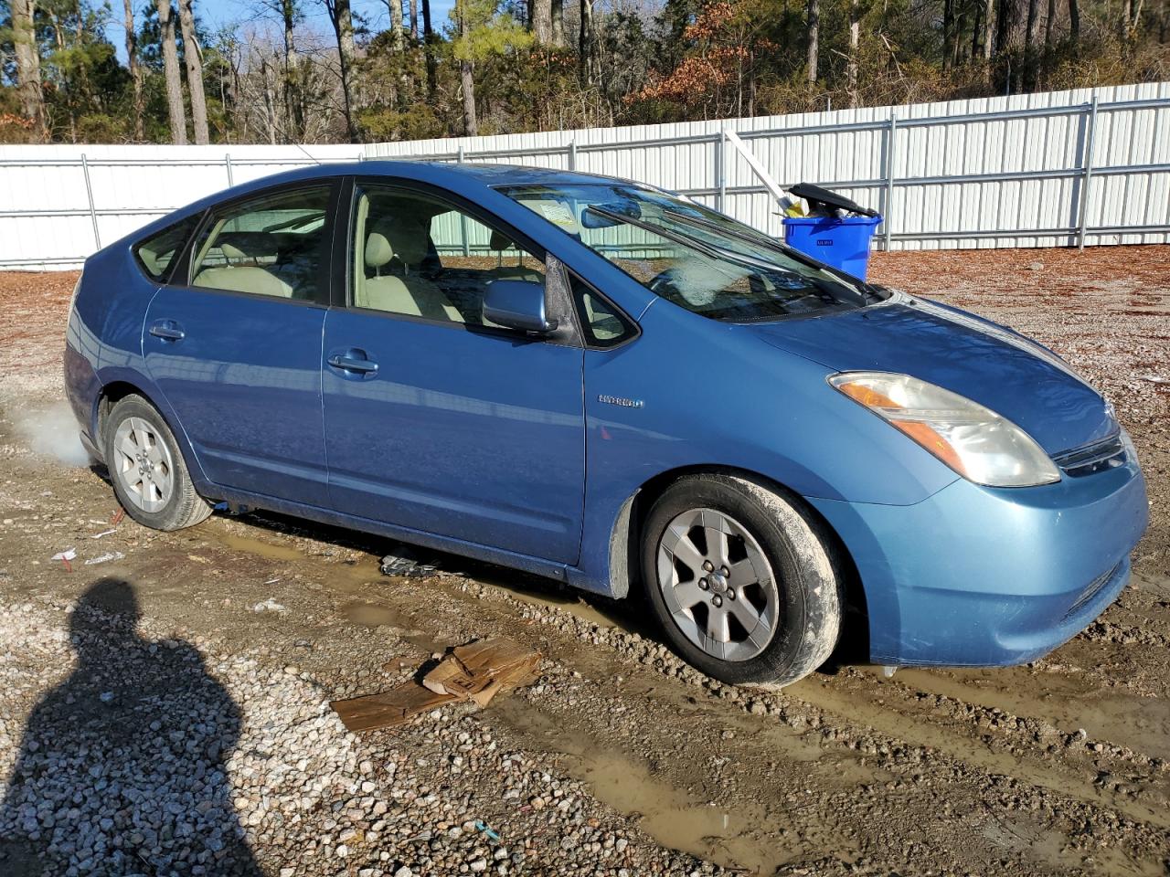 2007 Toyota Prius VIN JTDKB20U177693373 Copart auction photo, side / front end damage thumbnail 4