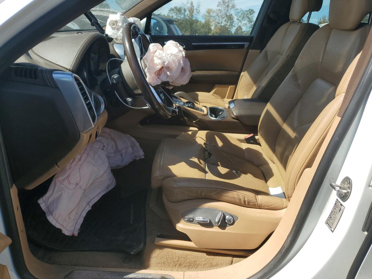 2017 Porsche Cayenne VIN WP1AA2A23HKA86903 Copart auction photo, front end damage thumbnail 7